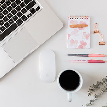 我反复确认了三遍，每日大赛评论翻了：最诡异的App，到底发生了什么？